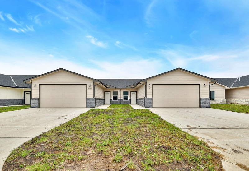 9161 E Chris, Bel Aire, KS 67226