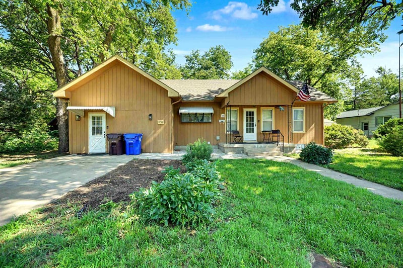 308 W Lindsborg St, Lindsborg, KS 67456