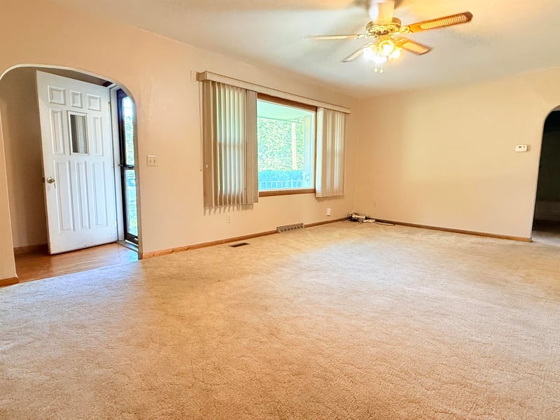 910 E Sherman, Marion, KS 66861