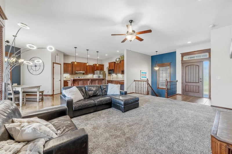 3113 Sunflower Dr, Derby, KS 67037