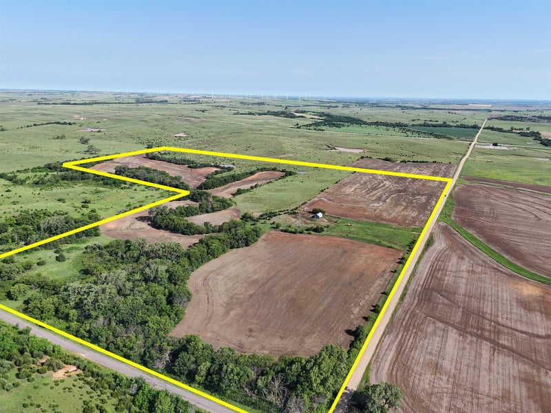 2375 Camp Rd, Miltonvale, KS 67466
