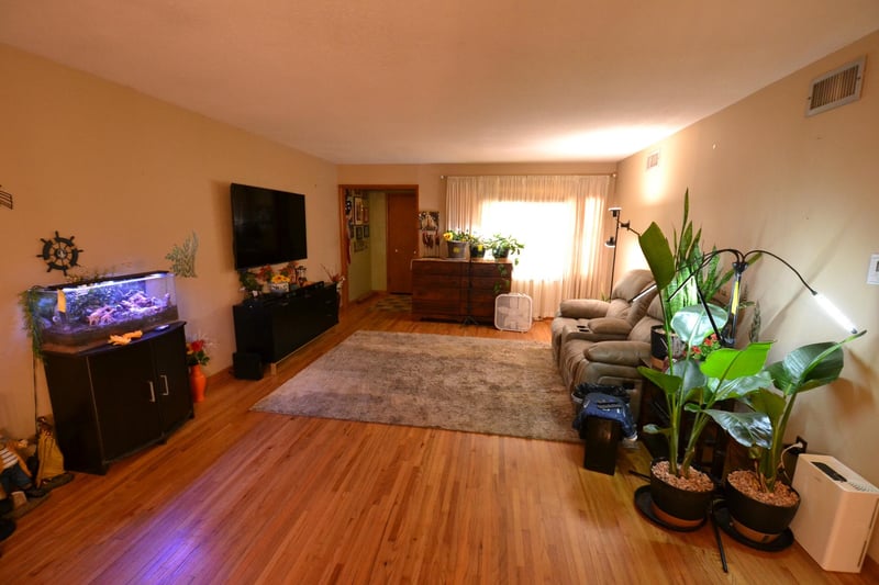 1787 Old Manor Rd, Wichita, KS 67208