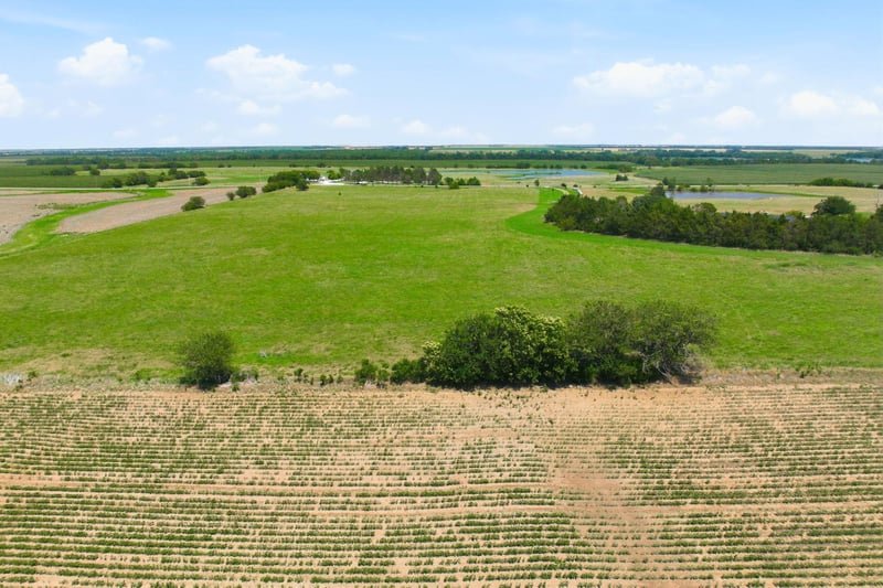 369 Anson Rd, Mayfield, KS 67103