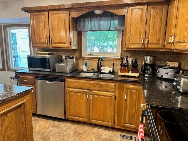 1334 N Coachhouse, Wichita, KS 67235
