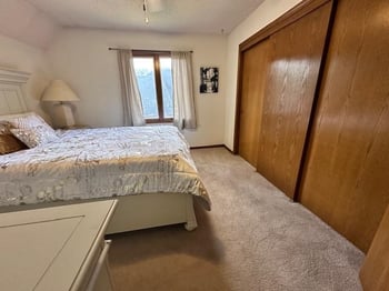 1334 N Coachhouse, Wichita, KS 67235