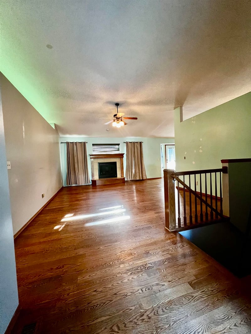 8905 Ridgewood Ln, Park City, KS 67147
