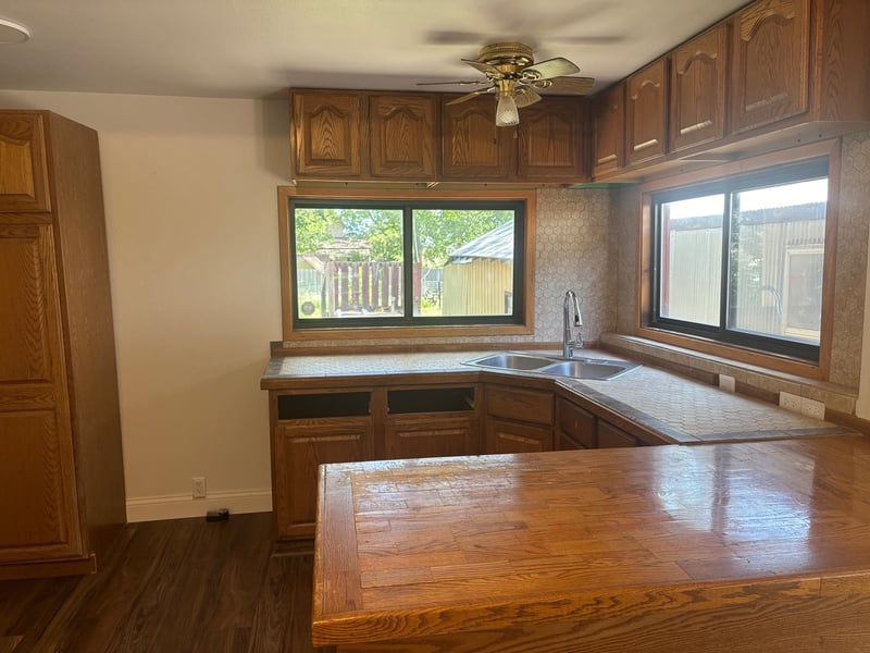 1006 Emporia , Wichita, KS 67211