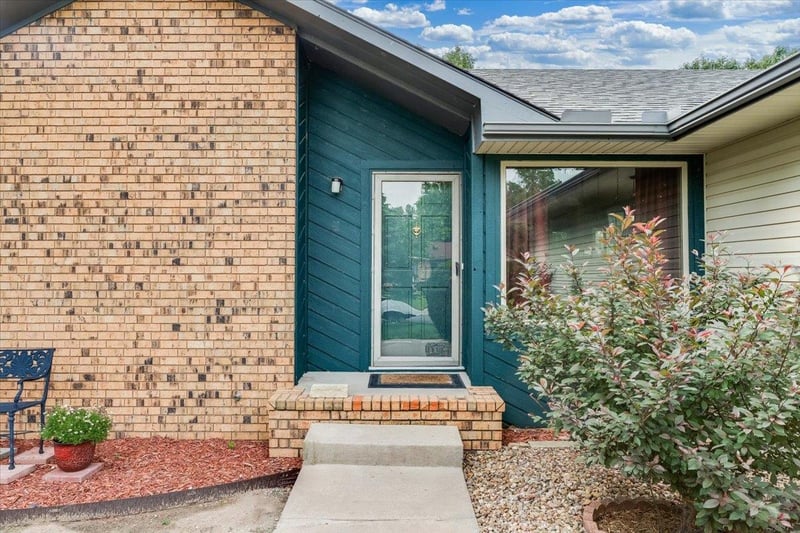 11003 3rd , Wichita, KS 67212