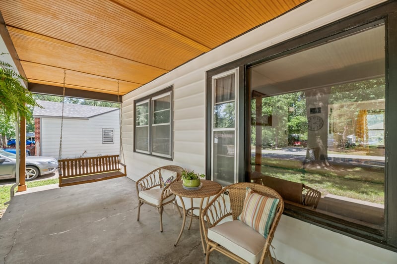 611 S Central Ave, Mulvane, KS 67110