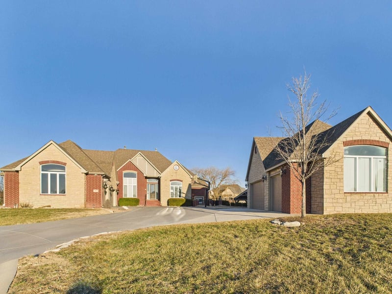 7972 Caribou Pl, Bel Aire, KS 67226