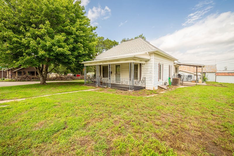825 5th St, Concordia, KS 66901