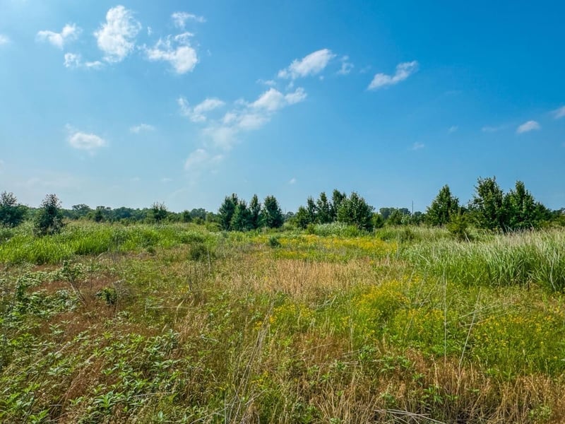 000 Meridian Ave, Wichita, KS 67217