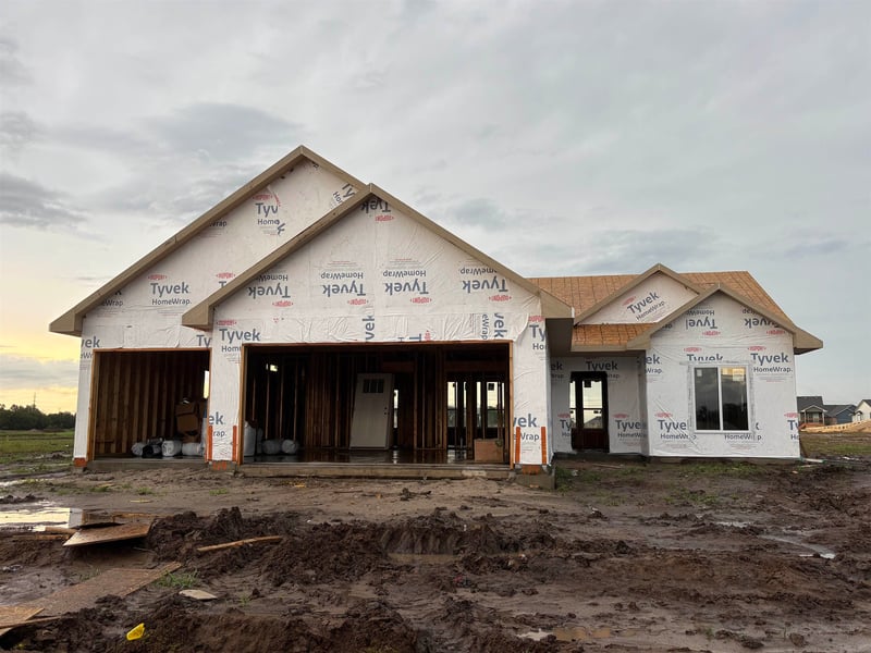 114 E Hickam St, Derby, KS 67037