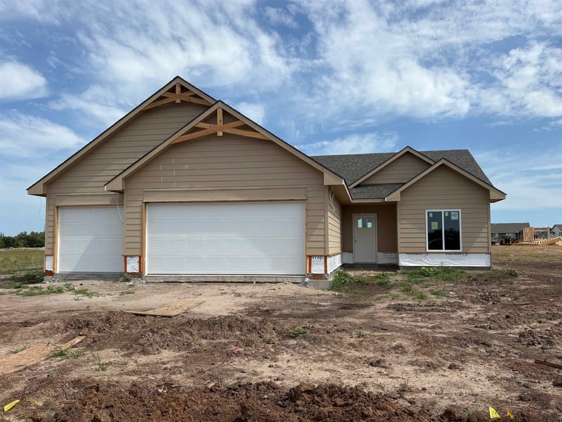 114 Hickam St, Derby, KS 67037