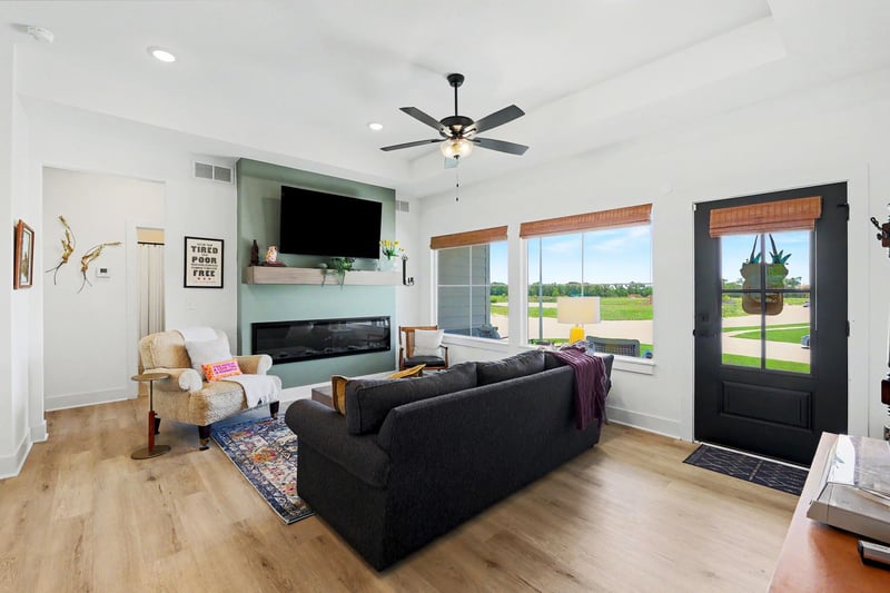 3401 Linden Ct, Wichita, KS 67210