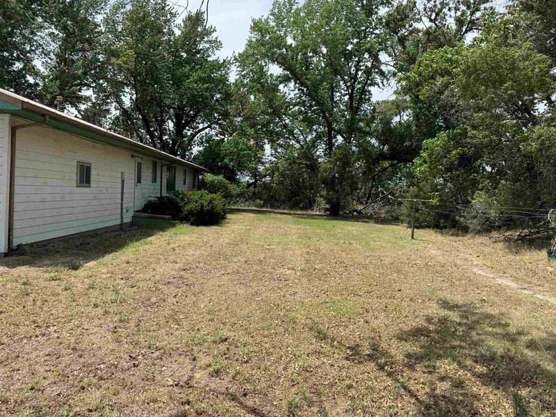 914 Burmac Rd, Burrton, KS 67020