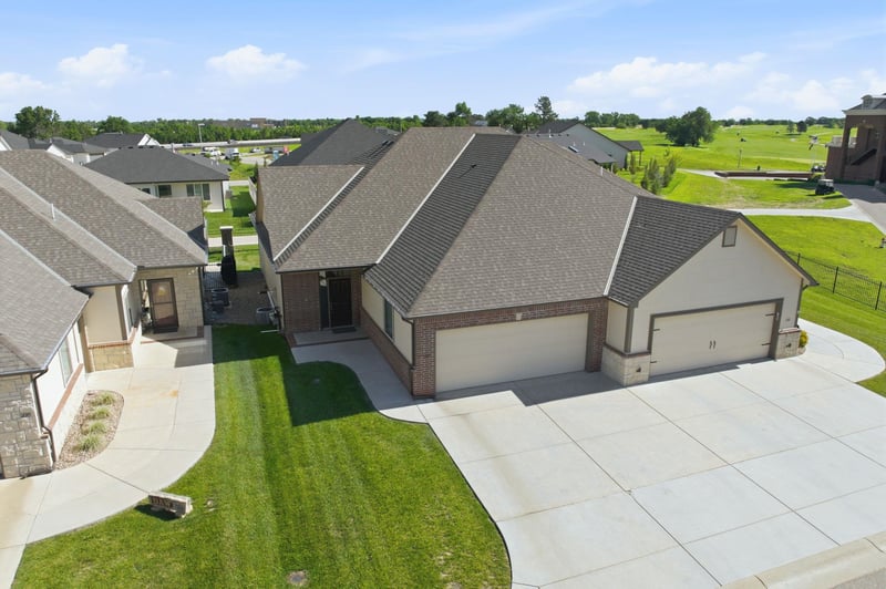 818 Mccloud Cir #109, Andover, KS 67002