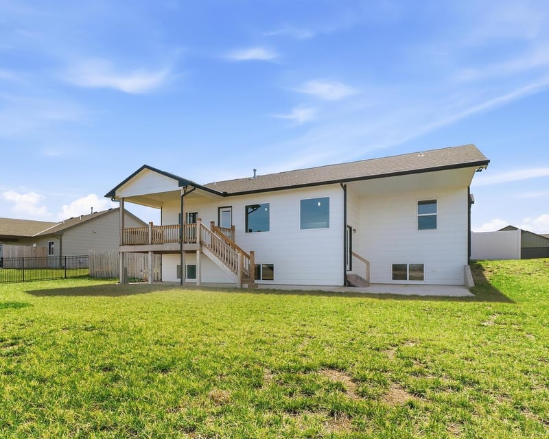 832 E Sunset, Goddard, KS 67052