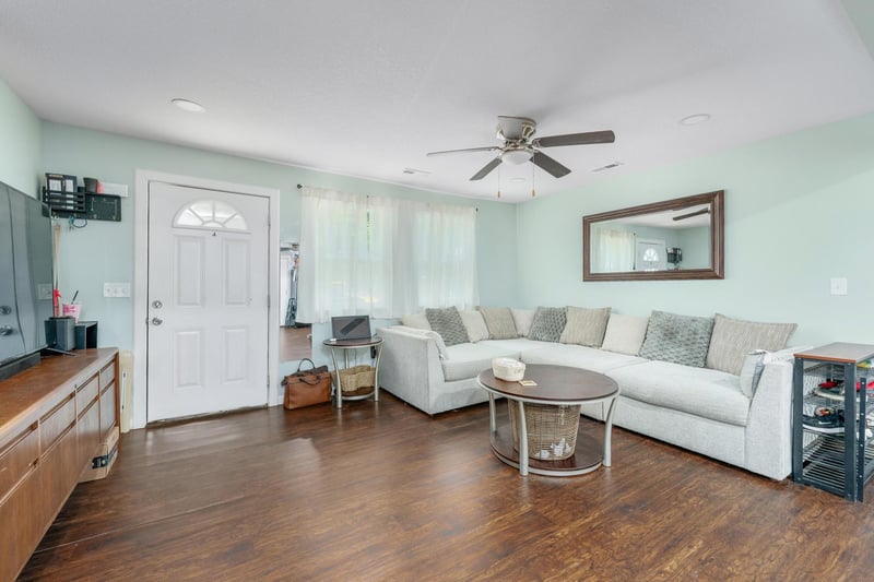 4210 Menlo Dr, Wichita, KS 67218