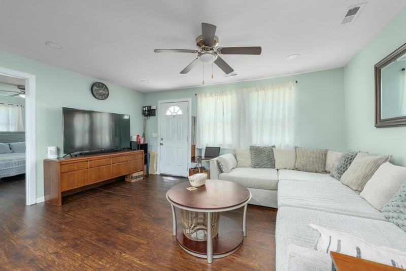 4210 Menlo Dr, Wichita, KS 67218