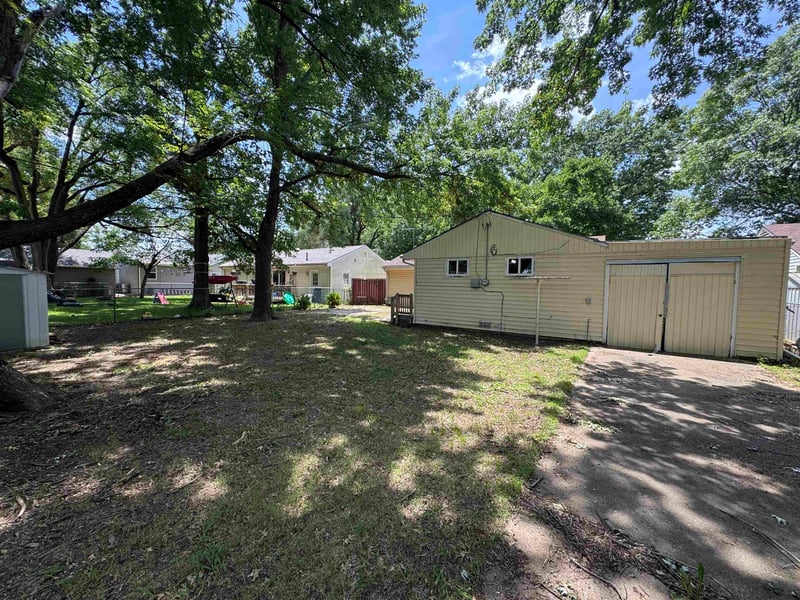 1706 Mound , Winfield, KS 67156