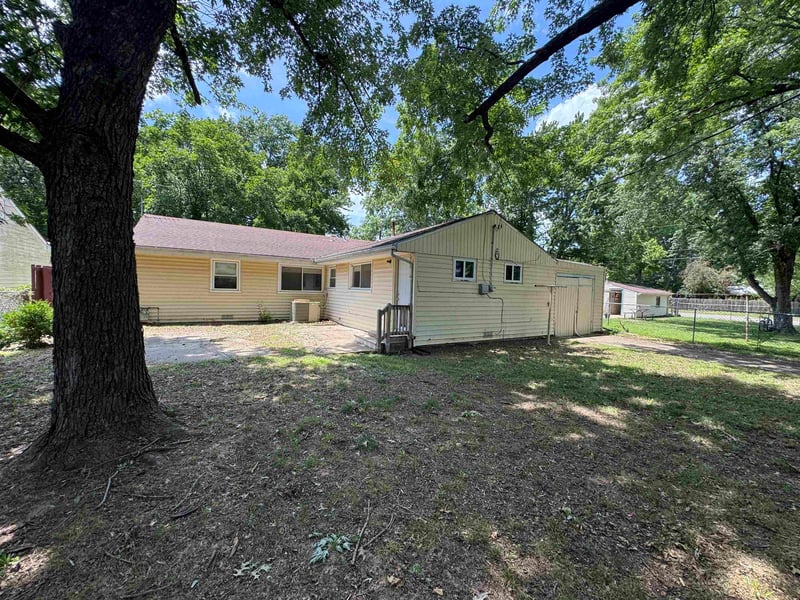 1706 Mound , Winfield, KS 67156