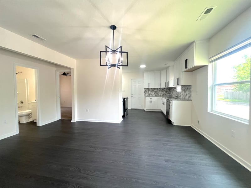1752 Market , Wichita, KS 67211