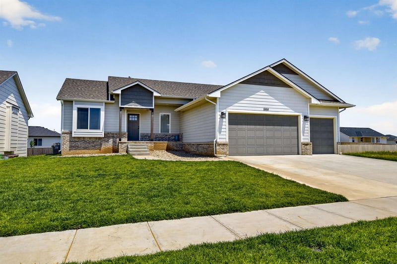 5104 46th St S, Wichita, KS 67215