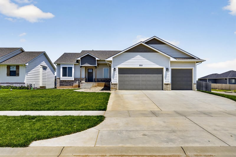 5104 46th St S, Wichita, KS 67215