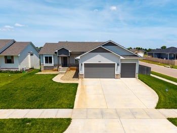 5104 W 46th St S, Wichita, KS 67215