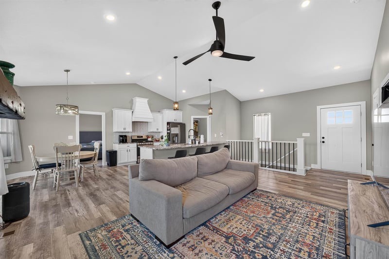 5104 46th St S, Wichita, KS 67215