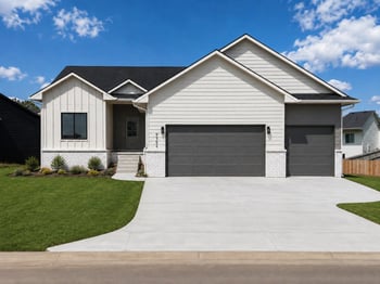 5754 N Edwards St, Wichita, KS 67204