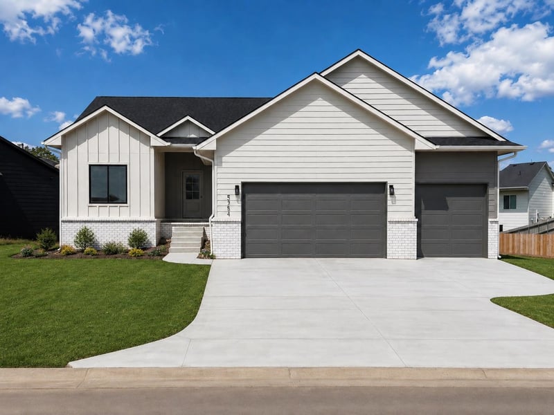 5754 Edwards St, Wichita, KS 67204