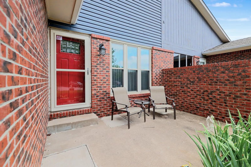 1824 Longford Ct, Wichita, KS 67207