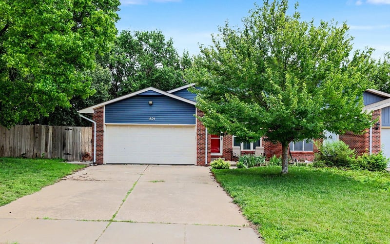 1824 Longford Ct, Wichita, KS 67207