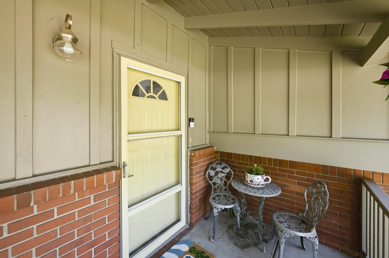 163 S Lochinvar St, Wichita, KS 67207