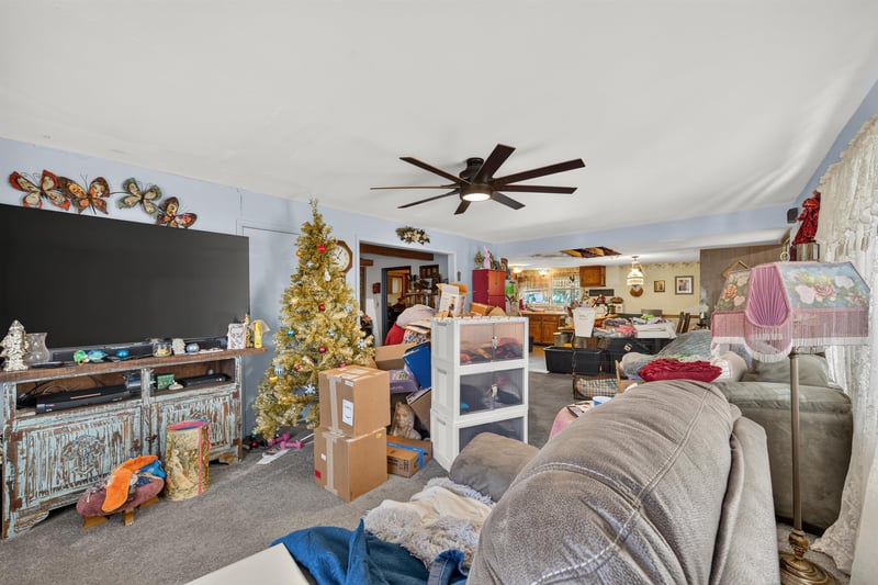 218 Main St, Walton, KS 67151