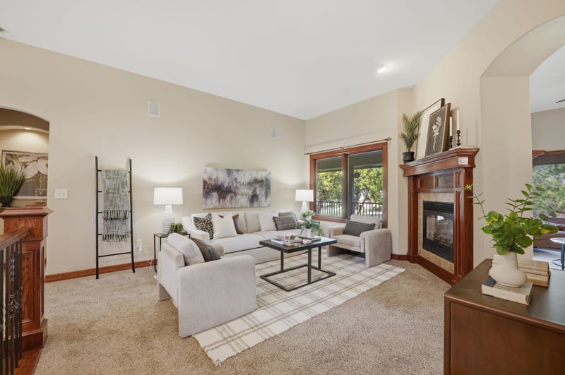 3315 N Den Hollow Cir, Wichita, KS 67205