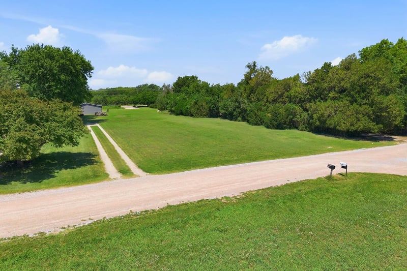 000 Forestview , Wichita, KS 67223