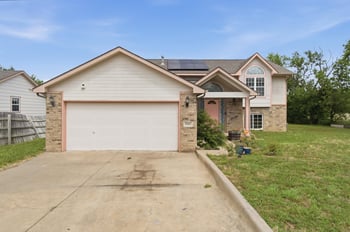 1942 S Chateau St, Wichita, KS 67207