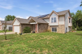 1942 S Chateau St, Wichita, KS 67207