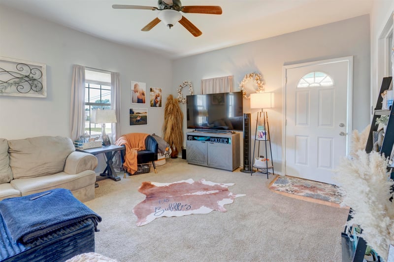 1326 Summit St, Arkansas City, KS 67156