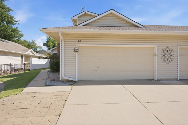 9111 21st St N #61, Wichita, KS 67205