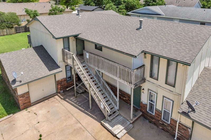 116 N Brunswick St, Wichita, KS 67212