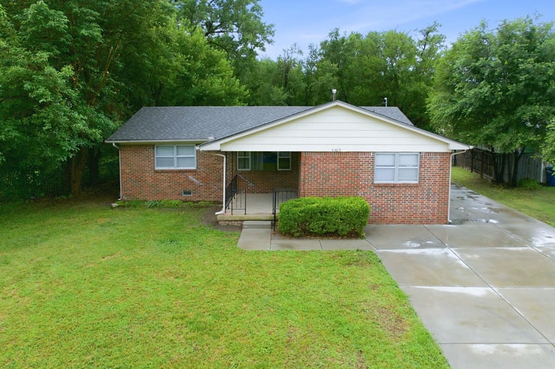 4309 Gunnison , Wichita, KS 67220