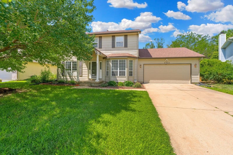 3925 N Rushwood, Wichita, KS 67226