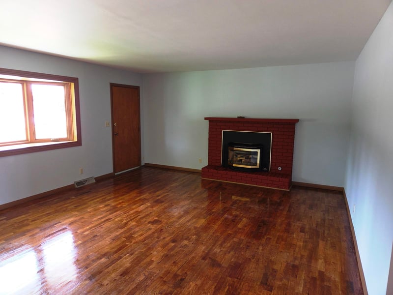 704 Northridge St, Newton, KS 67114
