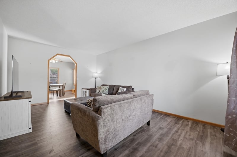 9818 W Bella Vi, Wichita, KS 67212