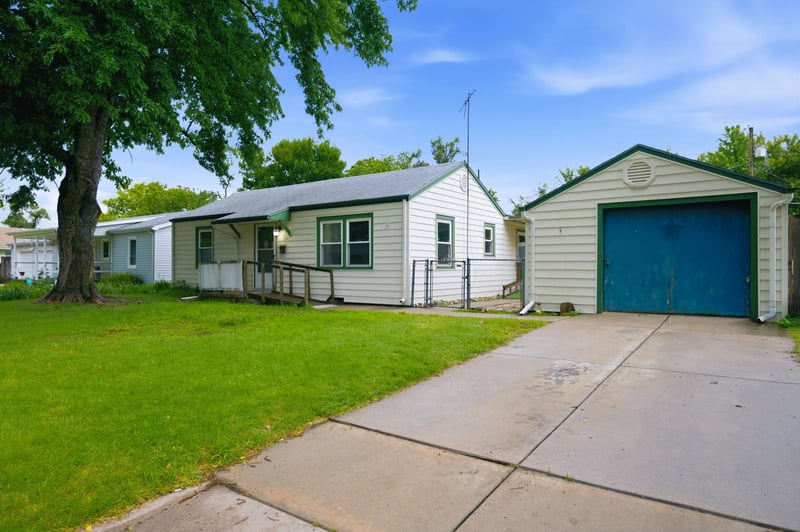 1312 W Regal, Wichita, KS 67217