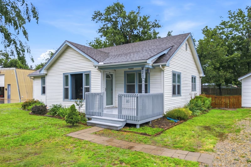 420 S Mccomas, Wichita, KS 67213
